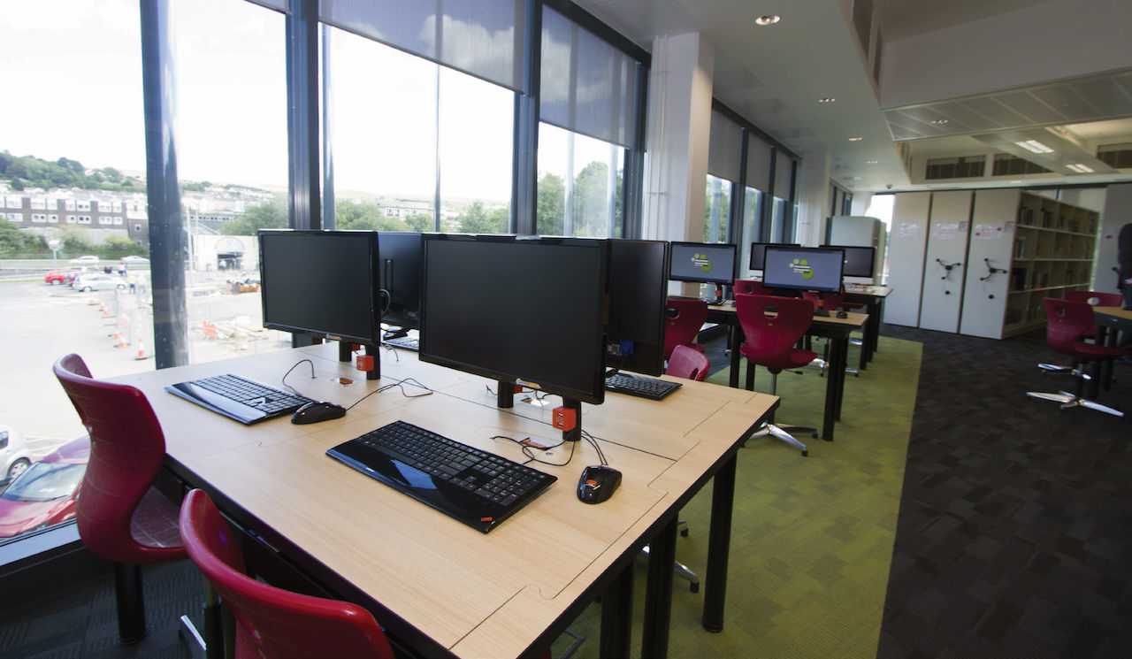 desk2 i-classic at Merthyr Tydfil College
